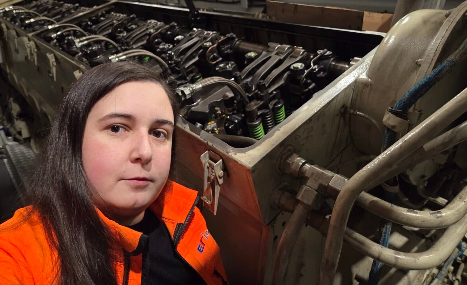 SPÉCIAL FEMMES – MARIE CHARLEUX PILOTE LA MAINTENANCE FERROVIAIRE AU CŒUR D’UN UNIVERS D’HOMMES
